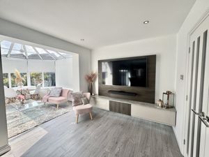 Photo 21- click for photo gallery